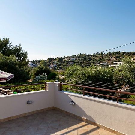 Villa Kristin 2 - 2Min Walk To Great Sandy, Shallow Beach Nikiti  Buitenkant foto