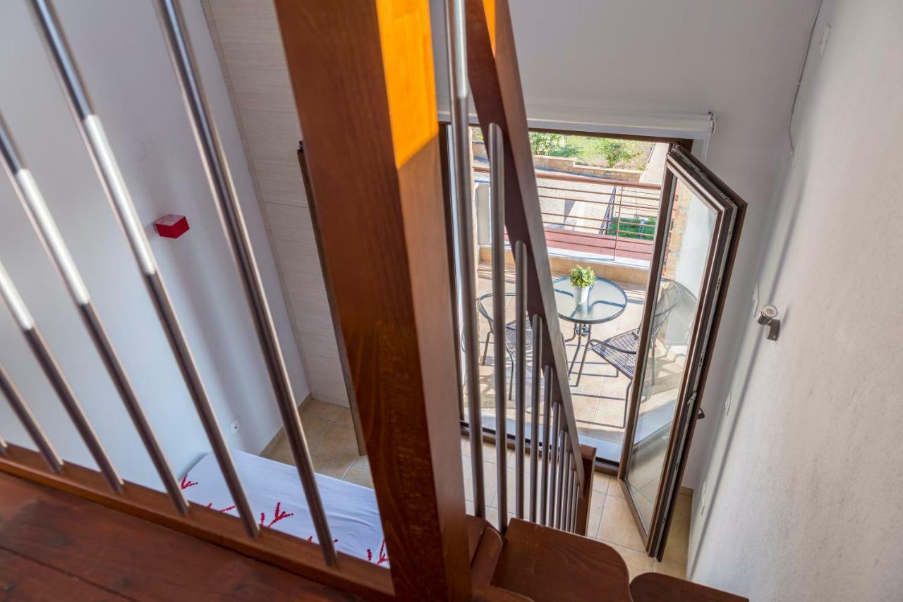Villa Kristin 2 - 2Min Walk To Great Sandy, Shallow Beach Nikiti  Buitenkant foto